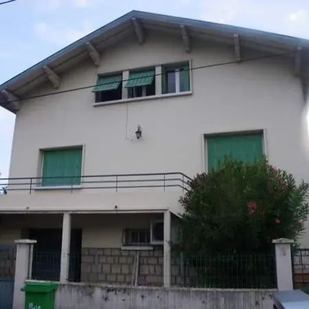 Independant Dans Maison